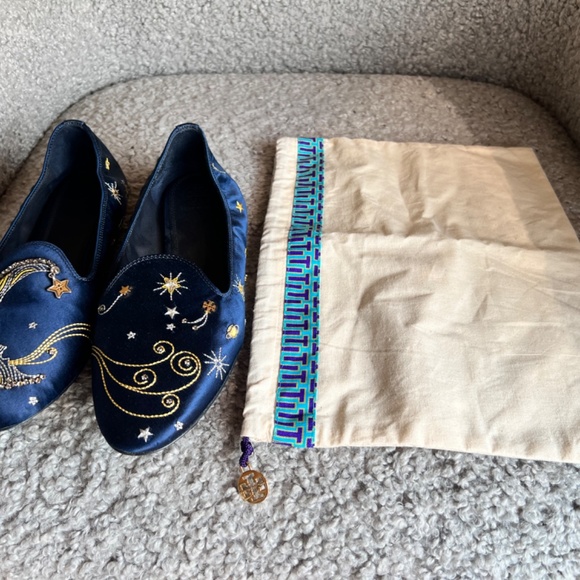 Tory Burch Olympia Embroidered Loafer in Navy SZ 10 - Picture 7 of 7